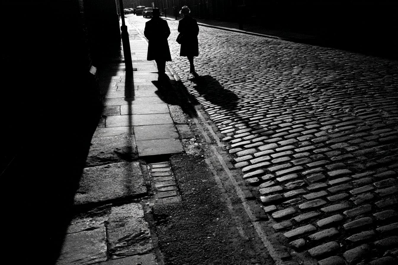 Leica M6   Ilford Hp5 35mm F2.8 Iso 400 1200s Bold Grain Stru